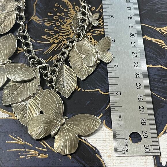 Vintage Antiqued Silver Artisan Butterfly and Leaf Charm Statement Necklace D2 - Picture 12 of 13